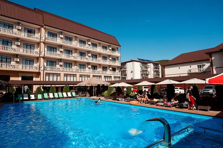 Golden Resort (Туапсе) – Новомихайловский