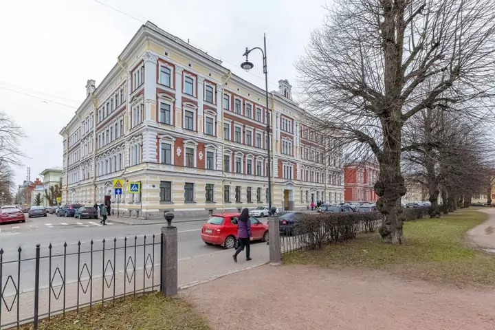 J&N Apartments Крепостная