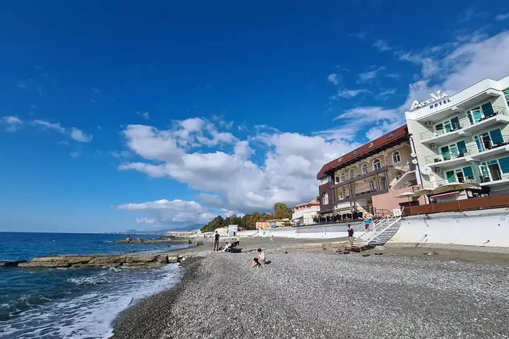 Дом у моря (бывш. Звездный)